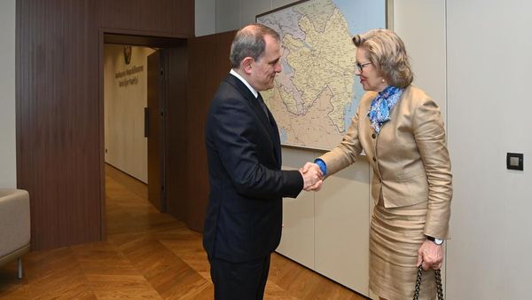 Байрамов проинформировал президента ПА ОБСЕ о шагах Баку по обеспечению мира в регионе
 - Sputnik Азербайджан