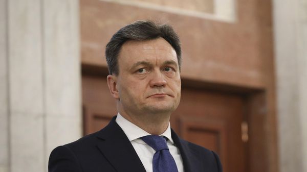 Премьер-министр страны Дорин Речан - Sputnik Азербайджан