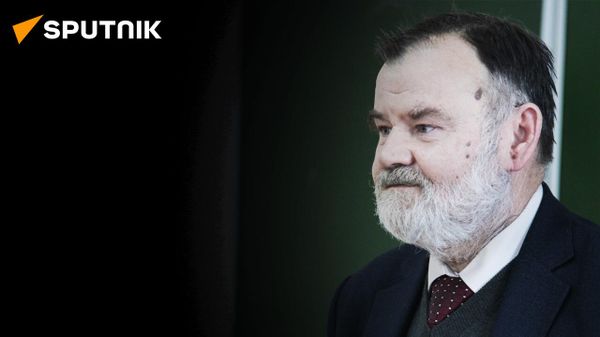 Историк спецслужб Хлобустов о том, как российские спецслужбы выявляют украинских диверсантов - Sputnik Азербайджан