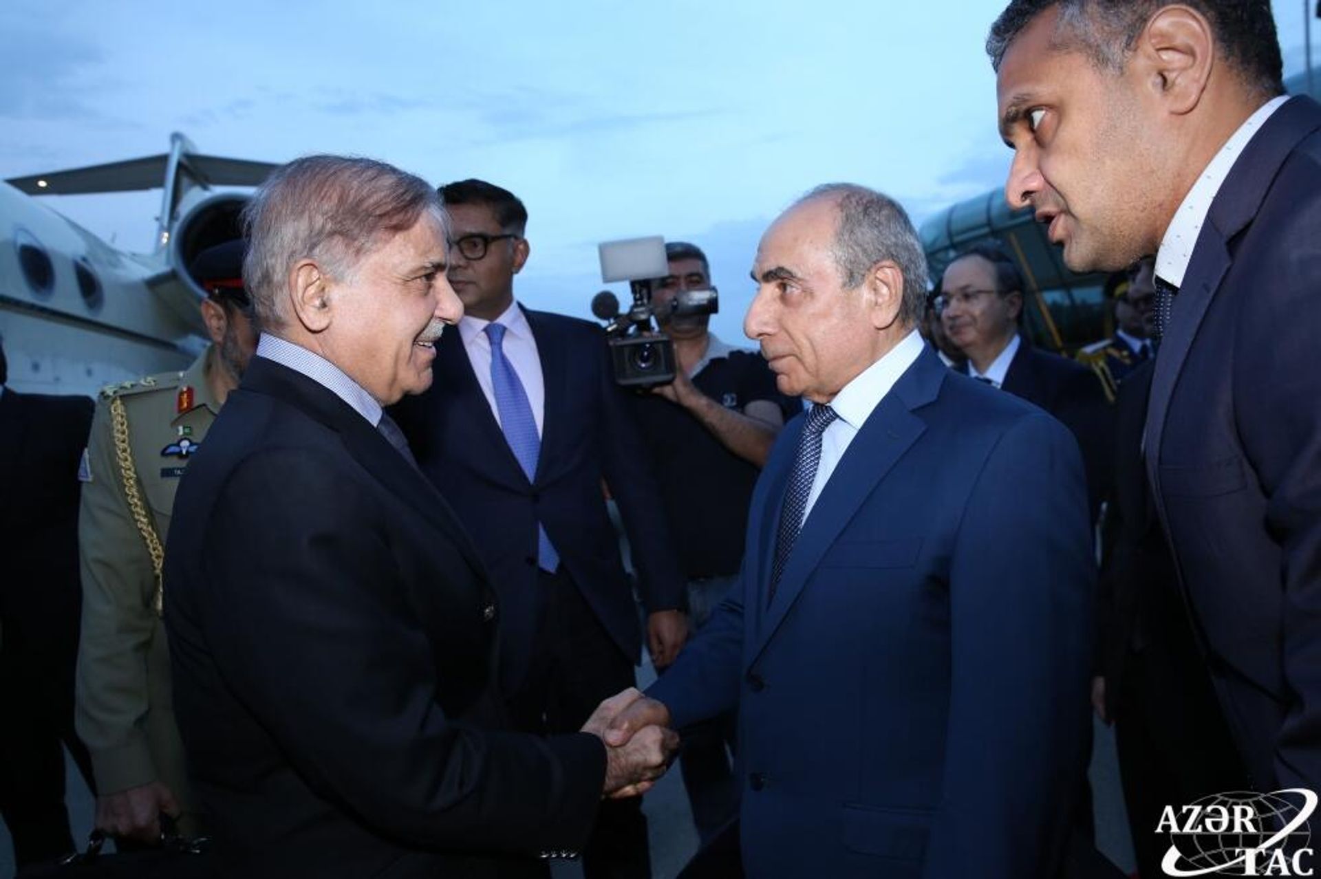 Pakistanın Baş naziri Məhəmməd Şahbaz Şərif Azərbaycana rəsmi səfərə gəlib
 - Sputnik Азербайджан, 1920, 14.06.2023