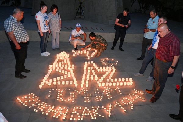 Акция "Огненные картины войны" в Баку. - Sputnik Азербайджан
