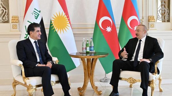 Azərbaycan Prezidenti İlham Əliyevin İraq Kürdüstan Regionunun başçısı Neçirvan Bərzani - Sputnik Азербайджан
