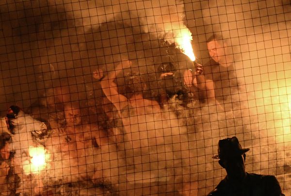Фанаты ФК "Спартак" на товарищеском матче между ФК "Спартак" (Москва, Россия) и ПФК "Нефтчи" (Баку, Азербайджан).  - Sputnik Азербайджан