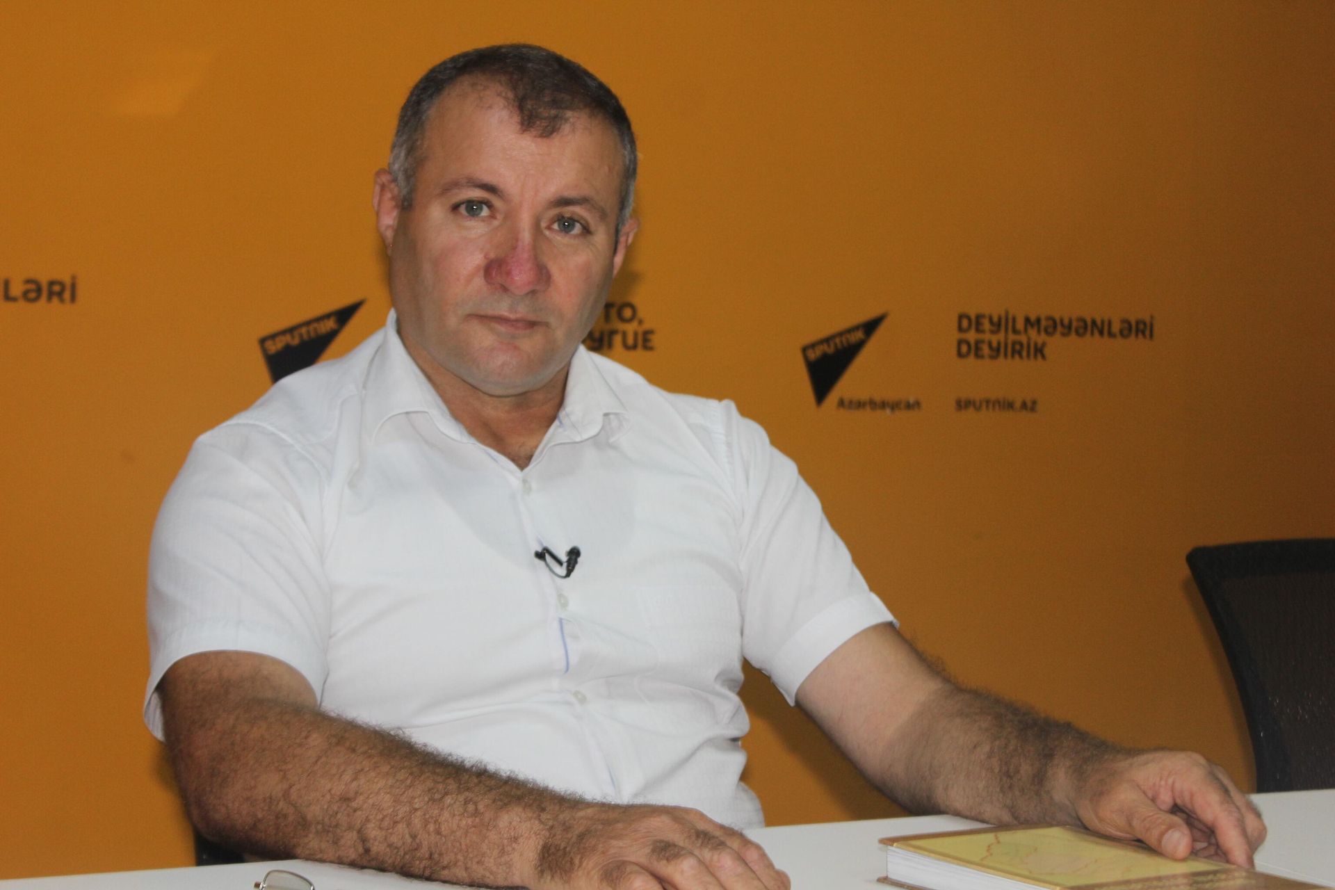 Bəxtiyar Həsənov - tarixçi - Sputnik Азербайджан, 1920, 24.07.2023