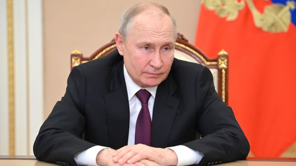 Президент РФ Владимир Путин - Sputnik Азербайджан