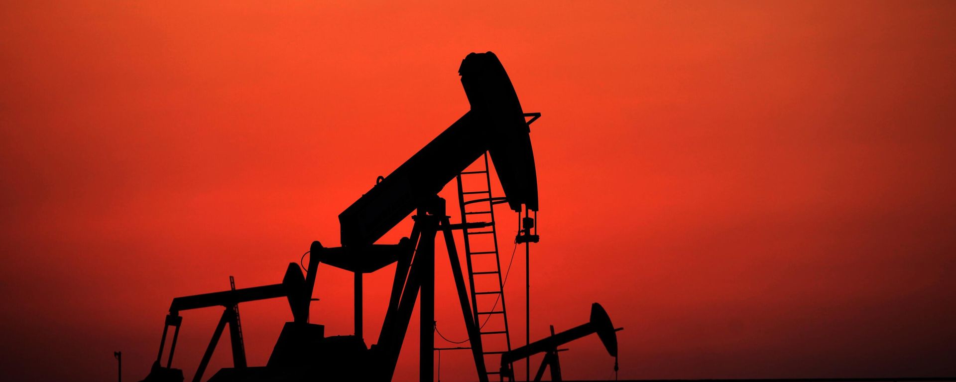 Нефтяная качалка, фото из архива - Sputnik Азербайджан, 1920, 02.05.2024