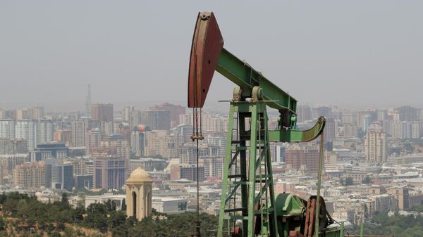 Нефтяная качалка в Баку, фото из архива - Sputnik Азербайджан