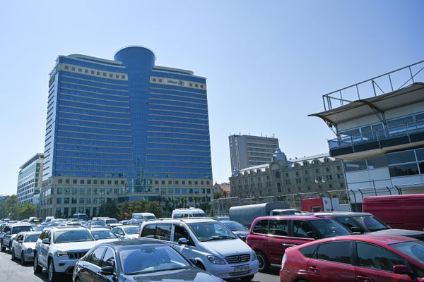 В настоящее время это здание функционирует кaк гостиница "JW Marriott Absheron". - Sputnik Азербайджан