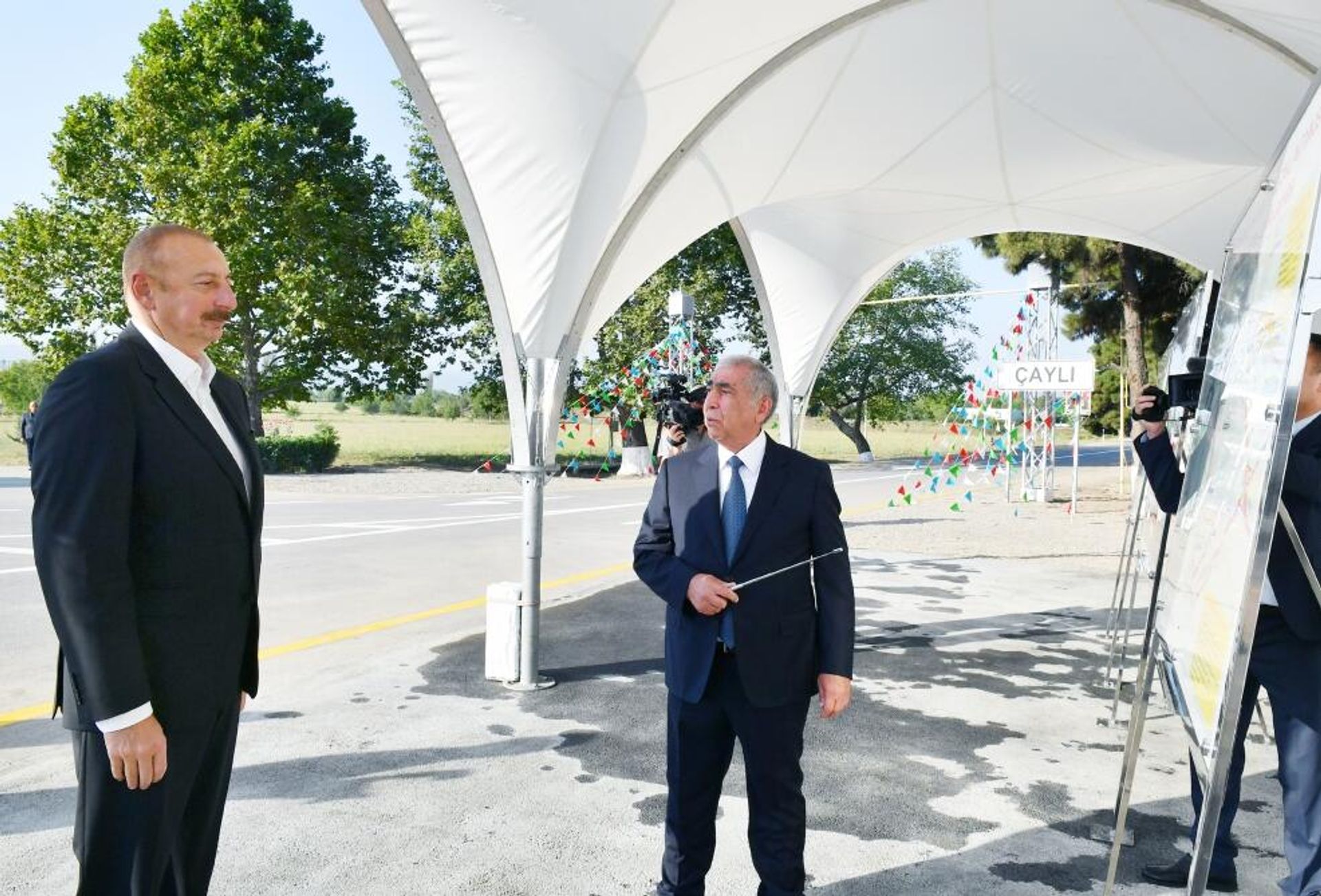 Azərbaycan Prezidenti İlham Əliyev Qazax rayonuna səfər edib
 - Sputnik Азербайджан, 1920, 07.08.2023