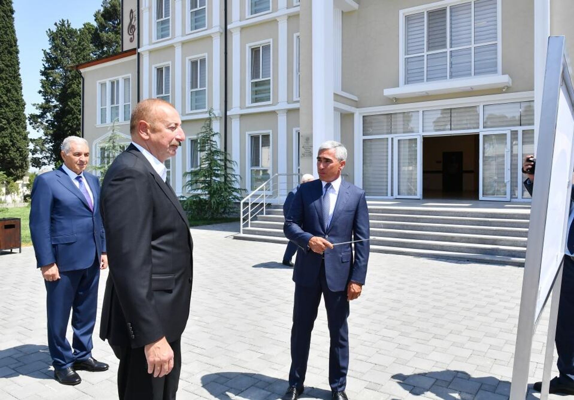 Samuxda Sərkar kənd uşaq musiqi məktəbinin yeni binası istifadəyə verilib - Sputnik Азербайджан, 1920, 07.08.2023