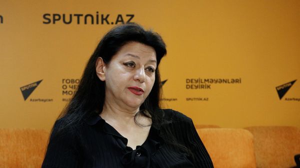Известный публицист: Расул Гамзатов всегда с большим уважением относился к Азербайджану - Sputnik Азербайджан