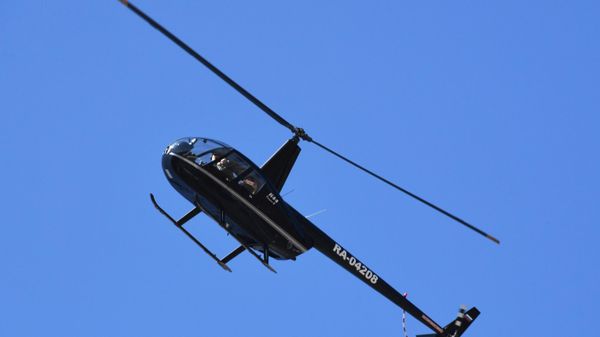 Вертолет Robinson R44 - Sputnik Азербайджан