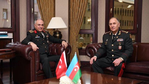 Azərbaycan Ordusunun Baş Qərargah rəisi türkiyəli həmkarı ilə görüşüb - Sputnik Азербайджан