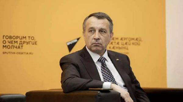 Виталий Денисов  - Sputnik Азербайджан