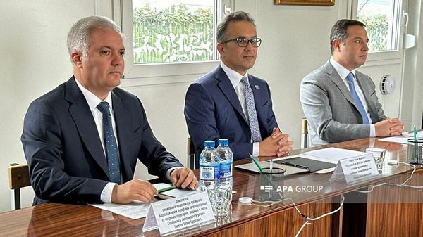 В Ходжалы началась очередная встреча с представителями армянских жителей Карабаха.
 - Sputnik Азербайджан