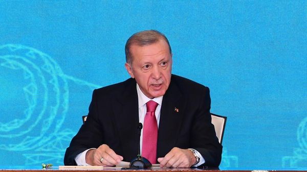 Prezident İlham Əliyev və Prezident Rəcəb Tayyib Ərdoğan mətbuata bəyanatlarla çıxış ediblər - Sputnik Азербайджан