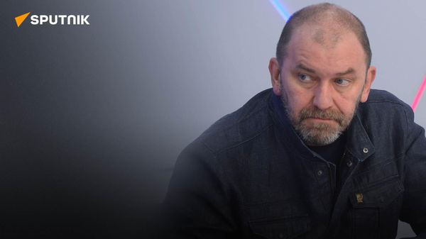 Публичное унижение: Казаков рассказал, зачем США передали Киеву список реформ для Украины - Sputnik Азербайджан