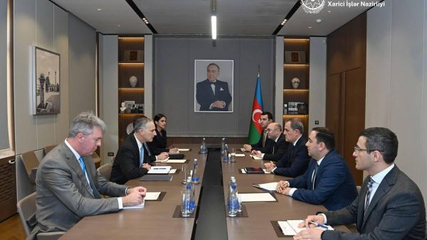 Глава МИД АР встретился с главным советником Госдепа по переговорам на Кавказе Луи Боно. - Sputnik Азербайджан