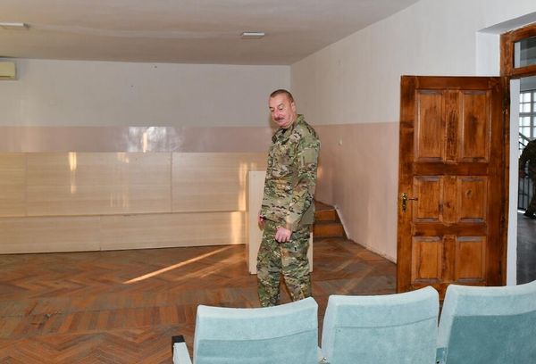 Далее Президент Ильхам Алиев поехал в Ходжавенский район. - Sputnik Азербайджан