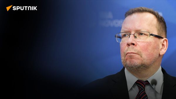 Американист Батюк об отставании США в ядерной гонке, провалах американской дипломатии и помощи Киеву
 - Sputnik Азербайджан