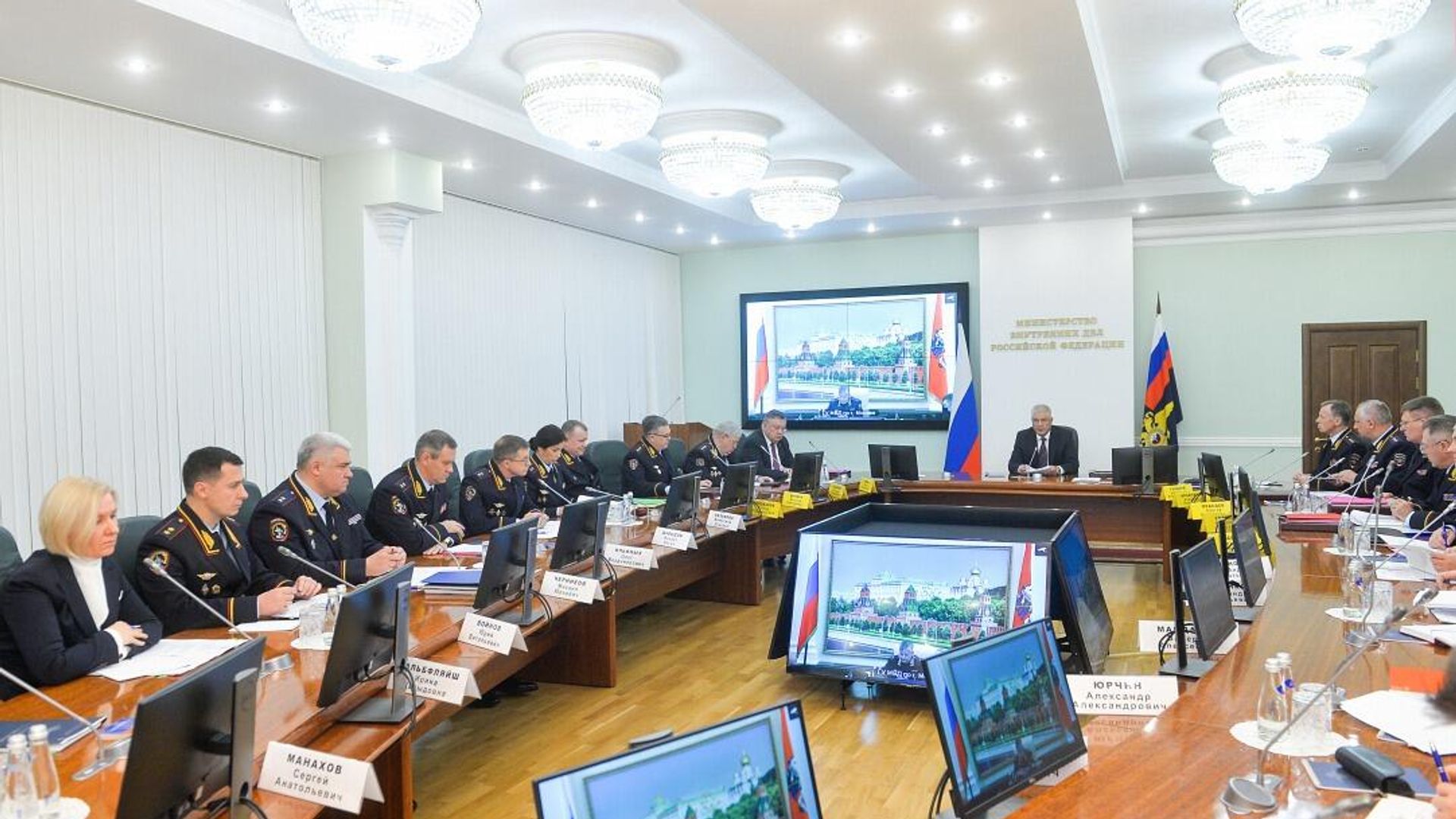 Владимир Колокольцев провел заседание коллегии МВД России Владимир Колокольцев провел заседание коллегии МВД России - Sputnik Азербайджан, 1920, 24.10.2023