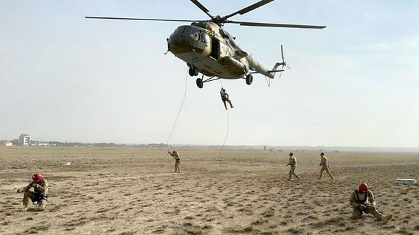 Состоялись сборы по воздушно-десантной подготовке подводных штурмовиков - Sputnik Азербайджан