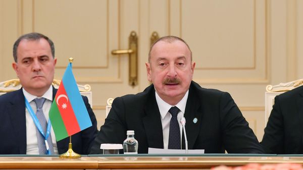 Президент Азербайджана Ильхам Алиев  - Sputnik Азербайджан