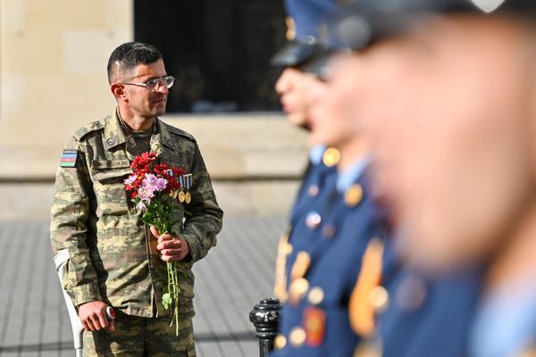 Военные шествия стартовали в Баку по случаю Дня Победы. - Sputnik Азербайджан