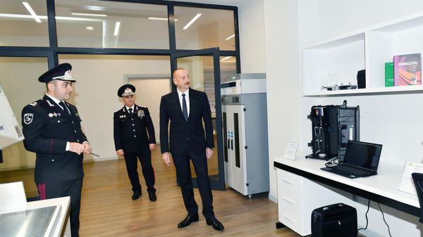 Президент Азербайджанской Республики Ильхам Алиев принял участие в открытии новых административных зданий Службы государственной безопасности (СГБ) - Sputnik Азербайджан