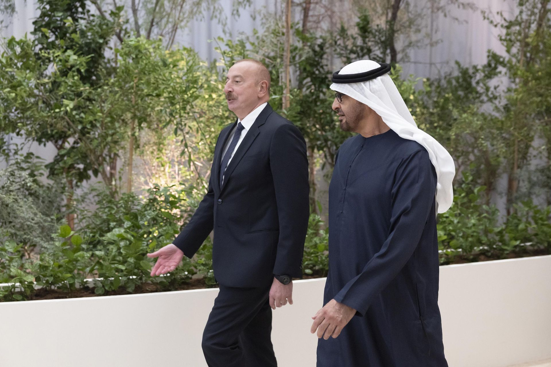Prezident İlham Əliyev Dubayda Birləşmiş Ərəb Əmirliklərinin Prezidenti Şeyx Məhəmməd bin Zayed Əl Nəhyan ilə görüşüb - Sputnik Азербайджан, 1920, 01.12.2023