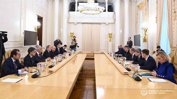 Байрамов проводит встречу с Лавровым в Москве - Sputnik Азербайджан