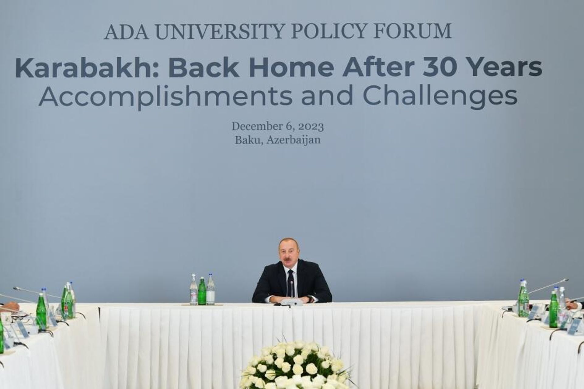 Prezident İlham Əliyev “Qarabağ: 30 ildən sonra evə dönüş. Nailiyyətlər və çətinliklər” Forumunda iştirak edir  - Sputnik Азербайджан, 1920, 06.12.2023