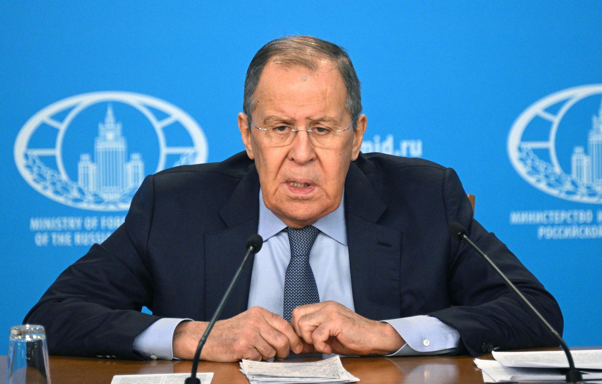 Министр иностранных дел РФ Сергей Лавров на пресс-конференции в Москве - Sputnik Азербайджан, 1920, 21.01.2024