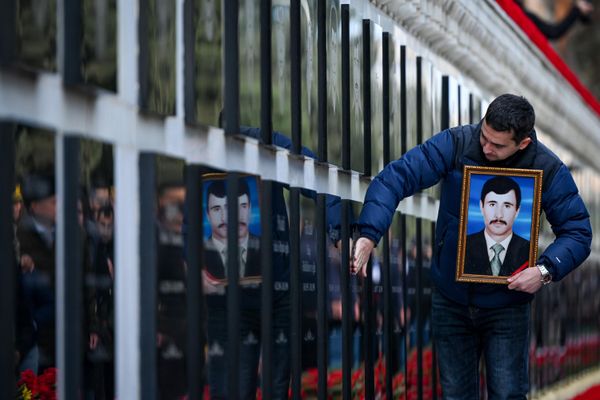 Народ Азербайджана чтит память шехидов 20 Января. - Sputnik Азербайджан