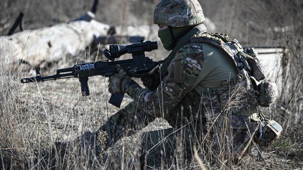 Экс-боец ЧВК Вагнер, перешедший в артиллерийскую группу спецназа Ахмат - Sputnik Азербайджан
