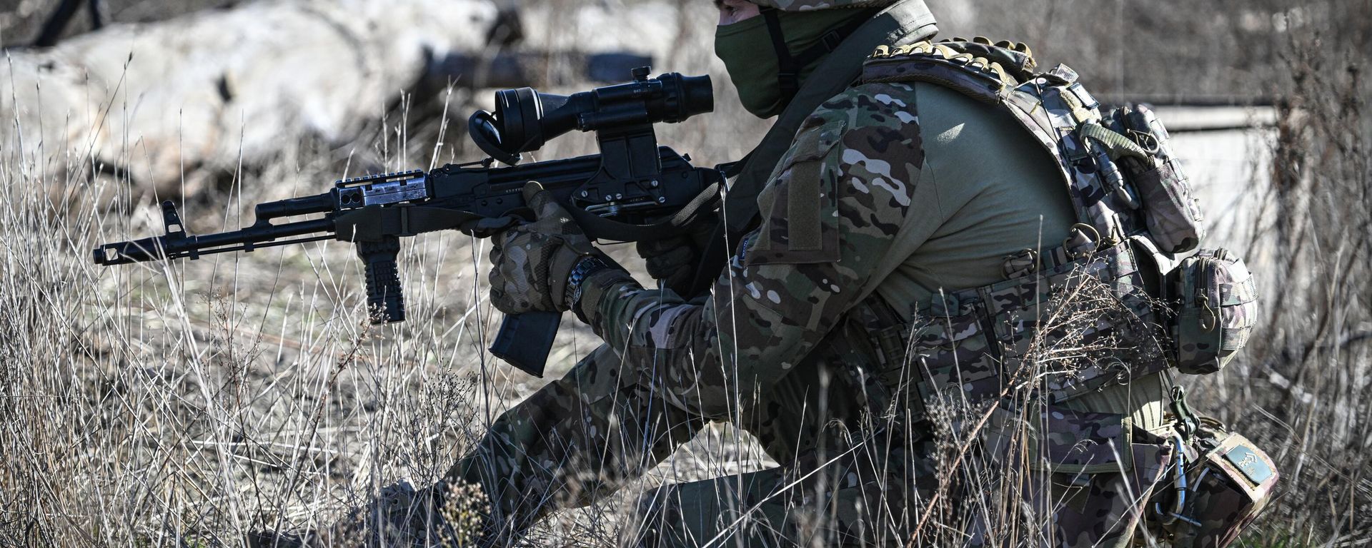 Экс-боец ЧВК Вагнер, перешедший в артиллерийскую группу спецназа Ахмат - Sputnik Азербайджан, 1920, 23.01.2024