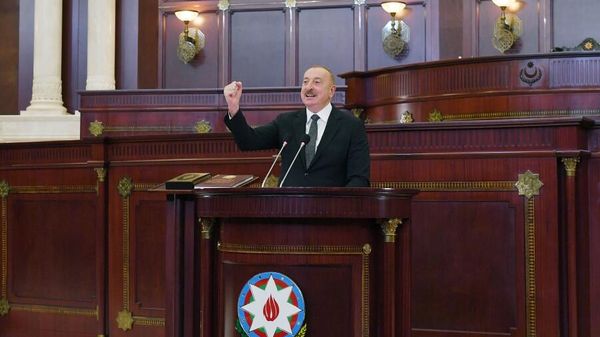 Azərbaycan Respublikasının Prezidenti İlham Əliyevin andiçmə mərasimi - Sputnik Азербайджан