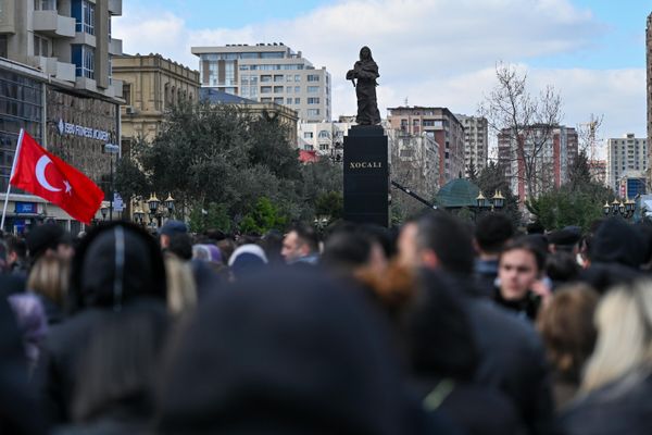 Азербайджанский народ чтит память жертв Ходжалинской трагедии. - Sputnik Азербайджан