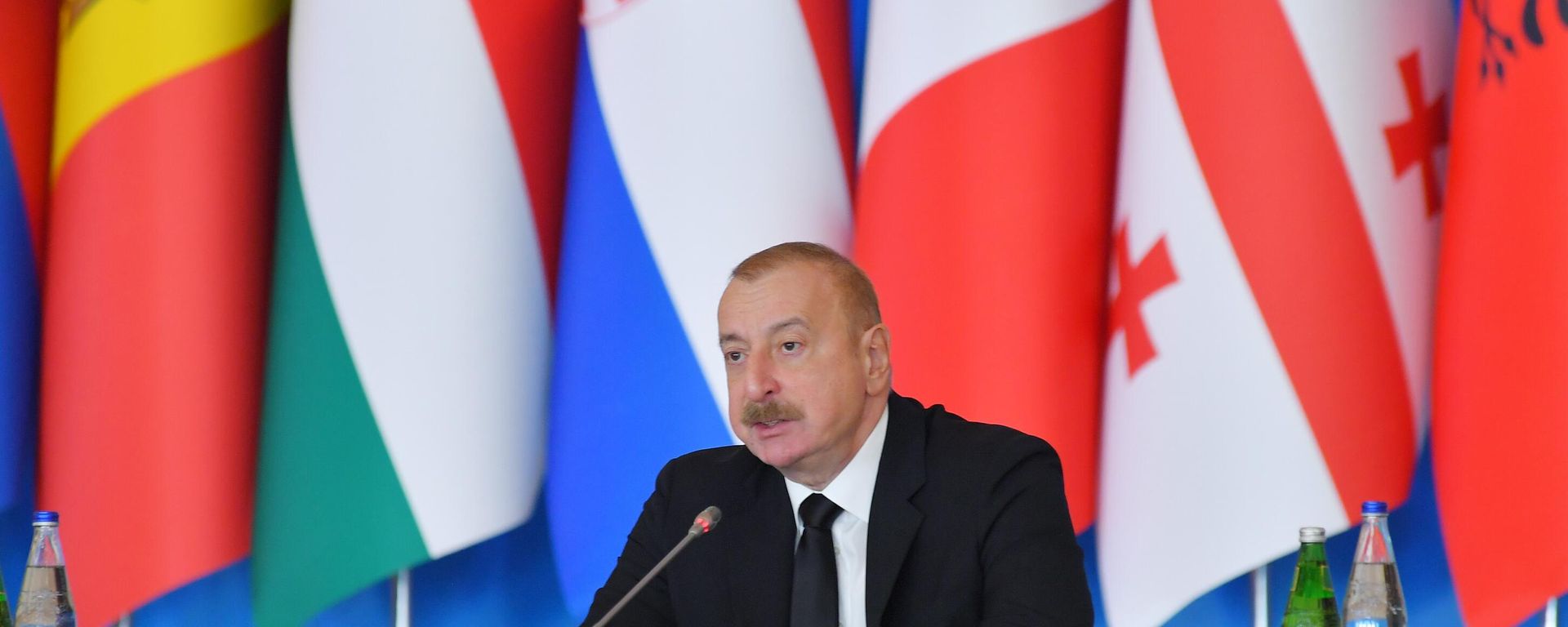 Prezident İlham Əliyev Bakıda Cənub Qaz Dəhlizi Məşvərət Şurası çərçivəsində nazirlərin 10-cu və Yaşıl Enerji Məşvərət Şurası çərçivəsində nazirlərin 2-ci iclasında iştirak edib
 - Sputnik Азербайджан, 1920, 01.03.2024