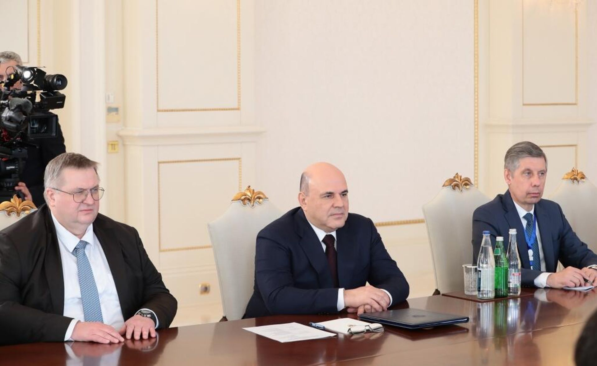 Встреча Президента Азербайджана Ильхама Алиева с председателем Правительства России - Sputnik Азербайджан, 1920, 06.03.2024