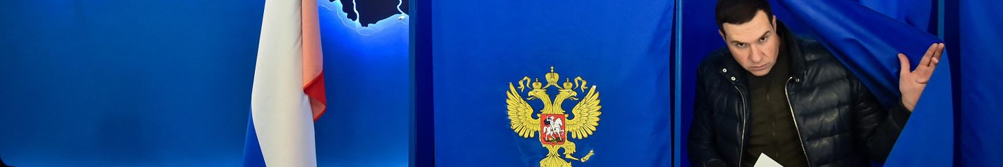 Голосование на выборах президента России в Новосибирске  - Sputnik Азербайджан