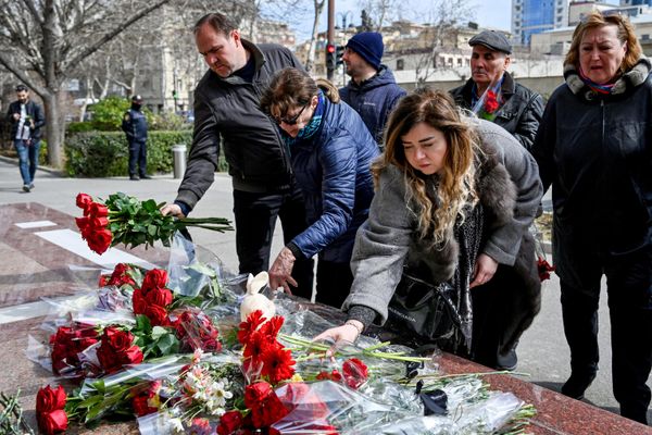 В Баку чтят память жертв теракта в "Крокус Сити Холл". - Sputnik Азербайджан