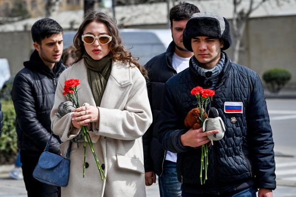 В Баку чтят память жертв теракта в "Крокус Сити Холл". - Sputnik Азербайджан