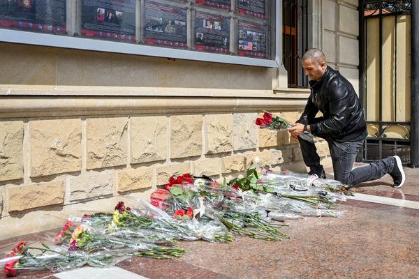 В Баку чтят память жертв теракта в "Крокус Сити Холл". - Sputnik Азербайджан