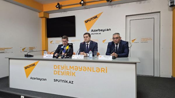 Министр сельского хозяйства Ильшат Фазрахманов на пресс-конференции в Мультимедийном пресс-центре Sputnik Aзербайджан - Sputnik Азербайджан