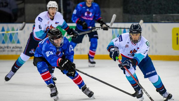 Товарищеский матч между хоккейными командами «Baku Flames» и «Ледовое Братство» - Sputnik Азербайджан