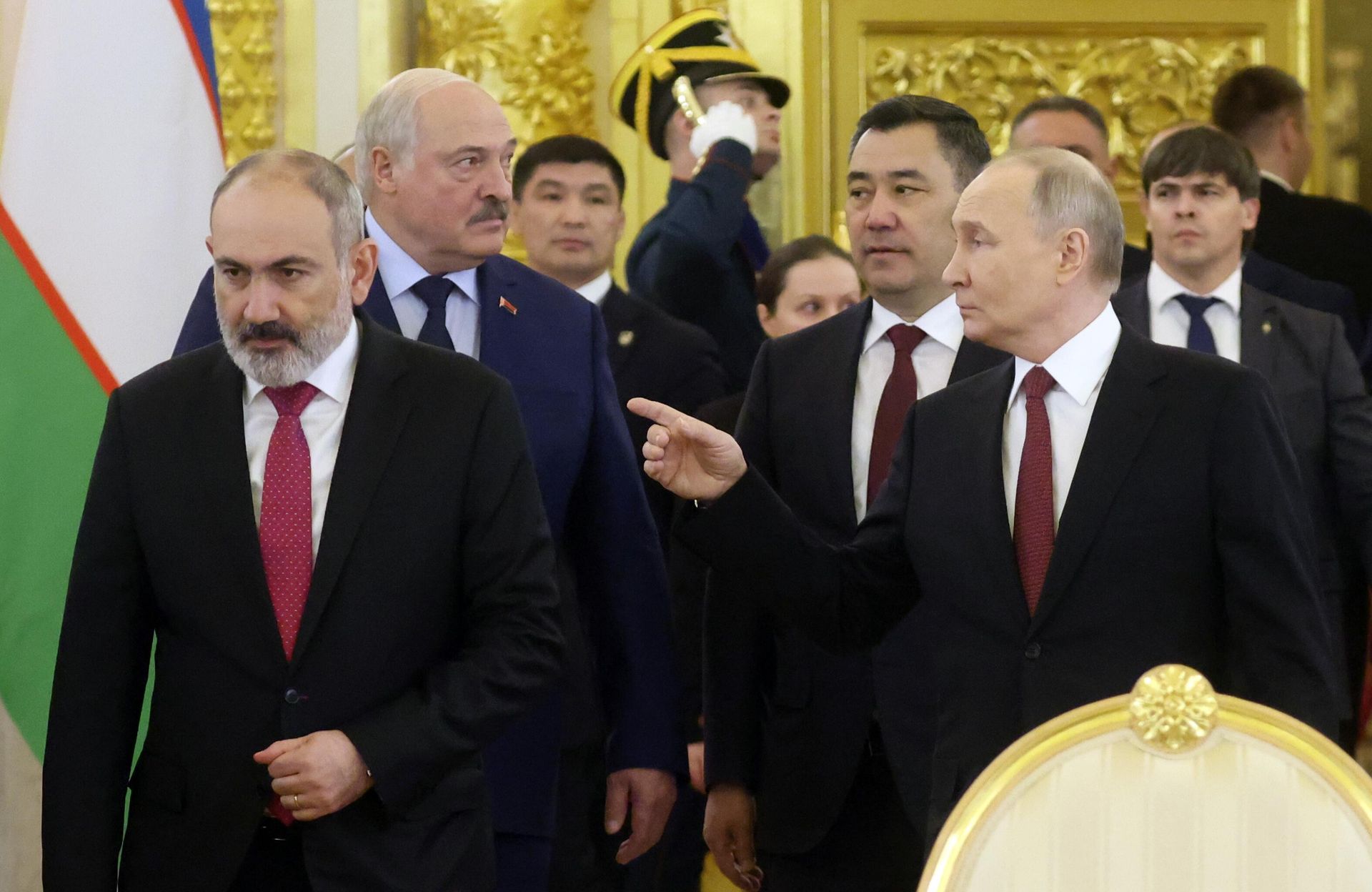 Президент РФ Владимир Путин на юбилейном заседании Высшего Евразийского экономического совета (ВЕЭС) на саммите стран - участниц Евразийского экономического союза (ЕАЭС) в Москве - Sputnik Азербайджан, 1920, 08.05.2024