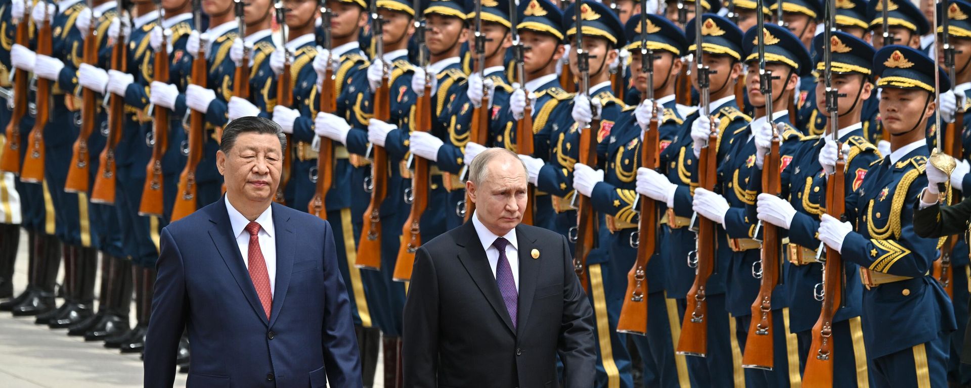 Президент Владимир Путин прибыл в Китай с официальным визитом - Sputnik Азербайджан, 1920, 16.05.2024