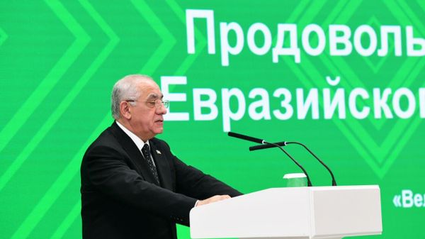 Премьер-министр Азербайджанской Республики Али Асадов принял участие в качестве гостя в пленарной сессии «Продовольственная безопасность Евразийского экономического союза» в Минске.
 - Sputnik Азербайджан