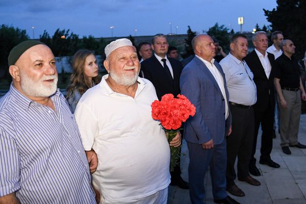 В память о начале Великой Отечественной войны в Баку прошла международная акция "Свеча памяти". - Sputnik Азербайджан
